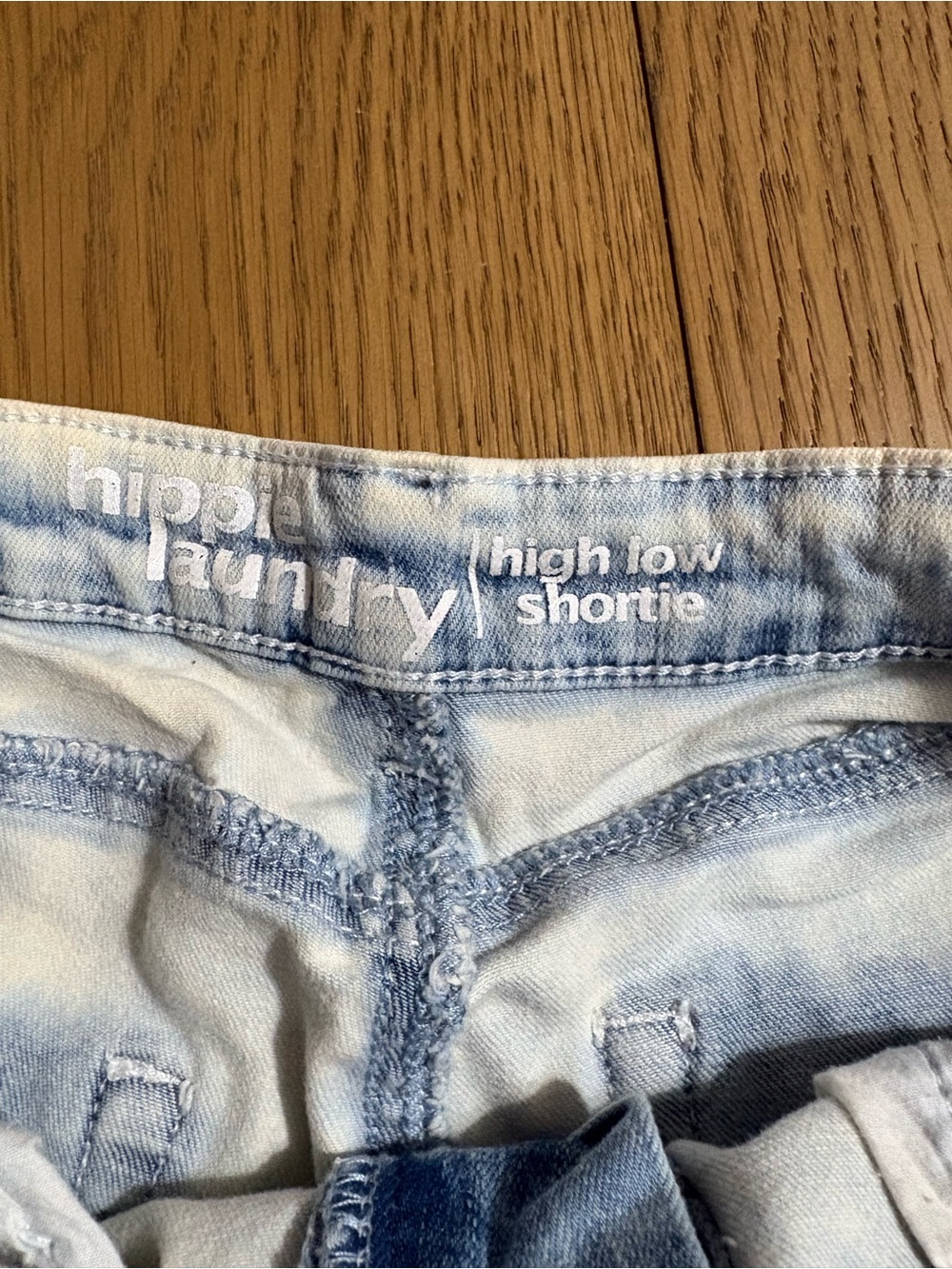 hippie laundry Pale Blue Embroidered Floral Denim Shorts - Picture 4 of 7